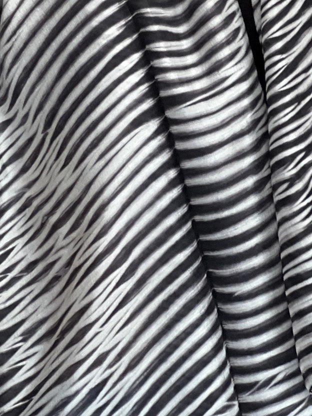 The Charlotte - Arashi Shibori Silk Scarf in Black Noir