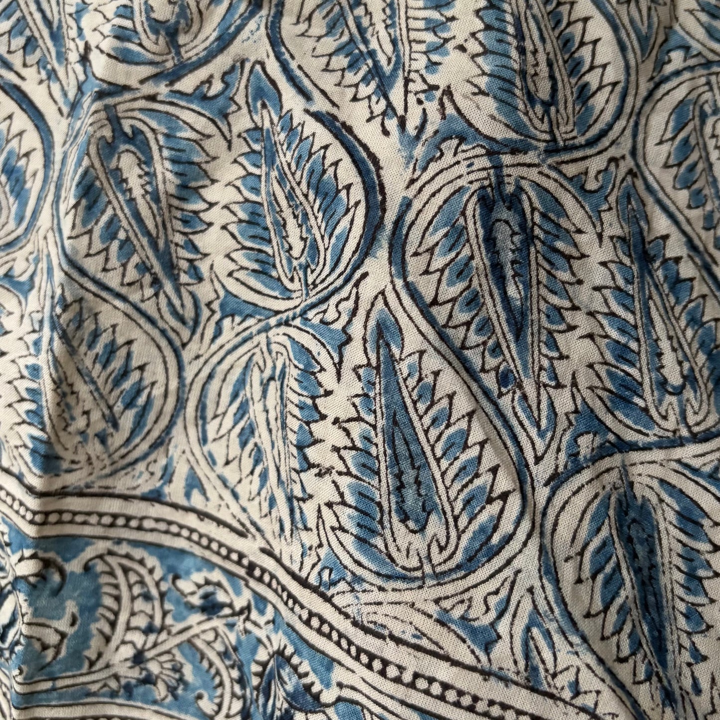 Bandana - Blue Acanthus
