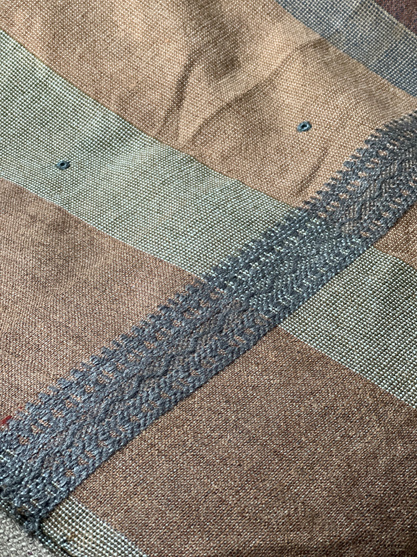Wool Shawl - Woven Earth