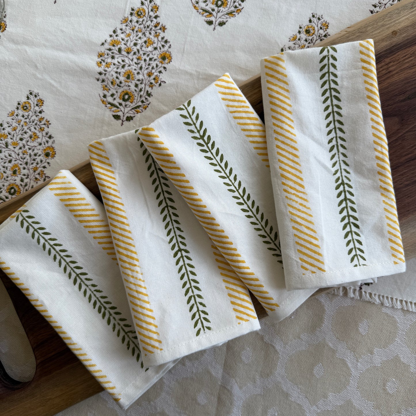 Cotton Table Cloth - Brocade Ogee