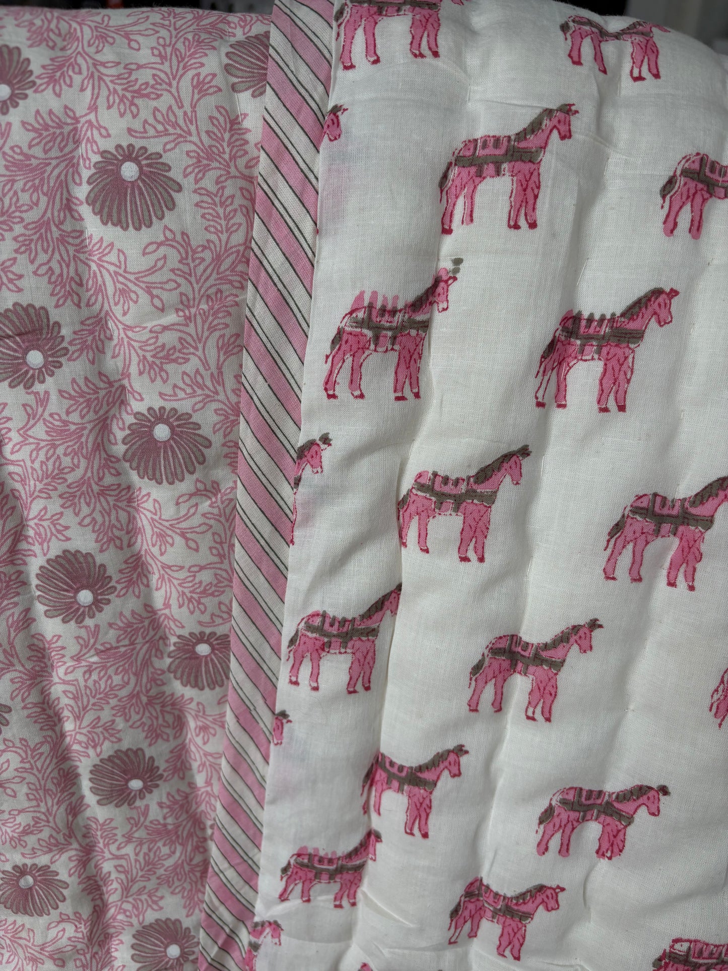 Razai Quilt - Pink Pony
