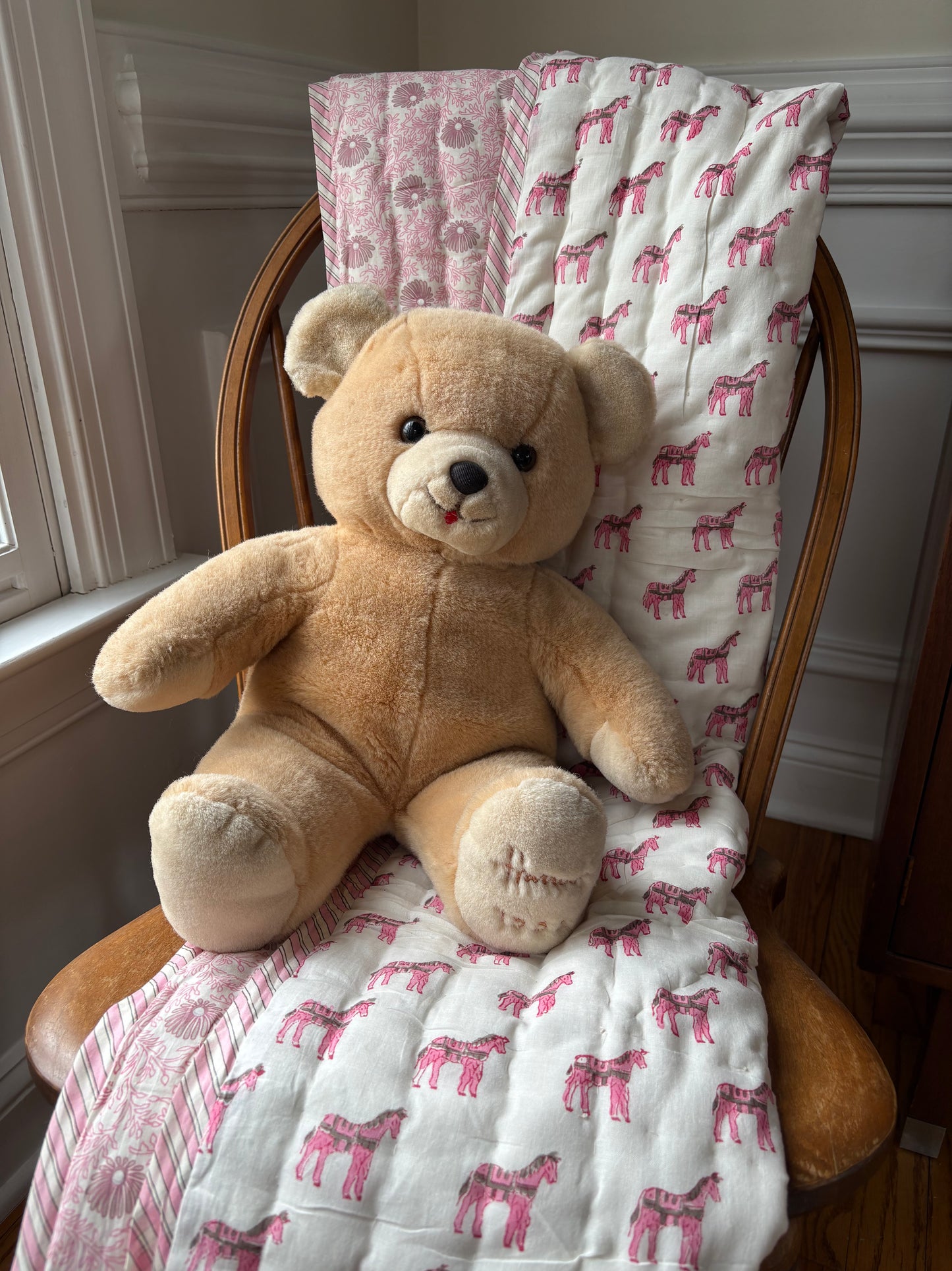 Razai Quilt - Pink Pony