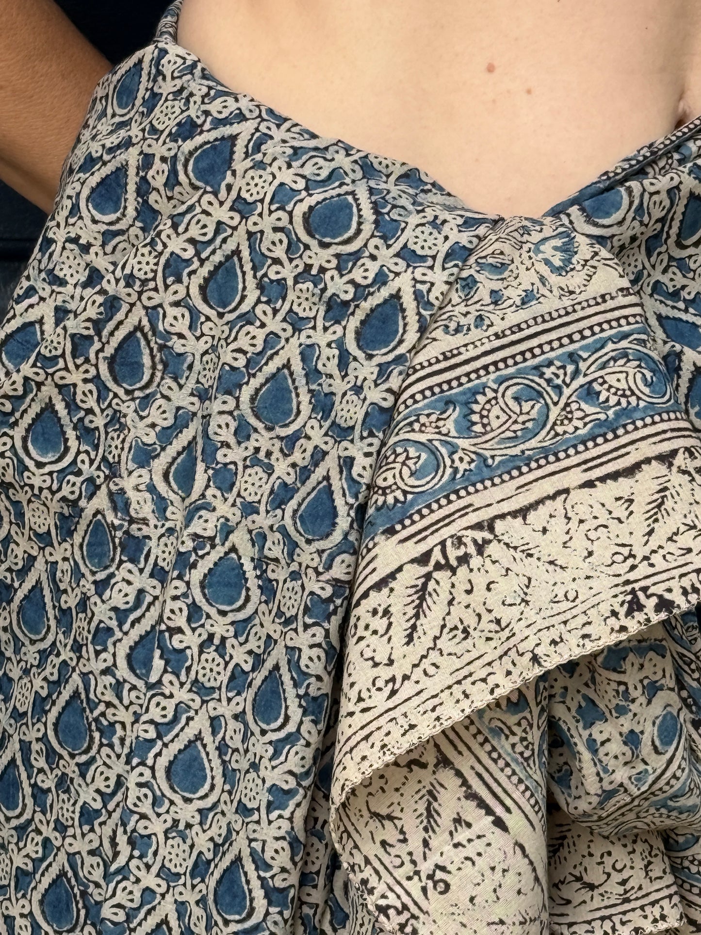 Sarong- Indigo Teardrop