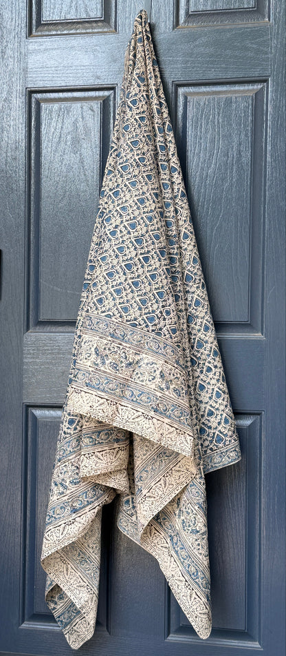 Sarong- Indigo Teardrop