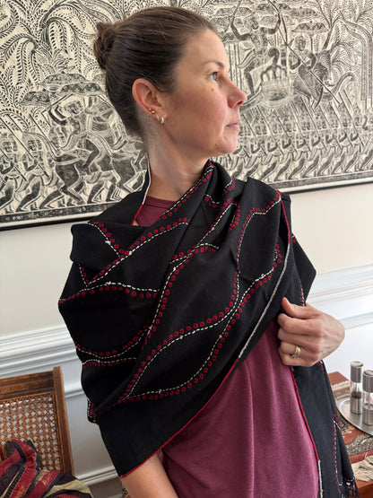 Bandhani Wool Stole- Black Cayenne