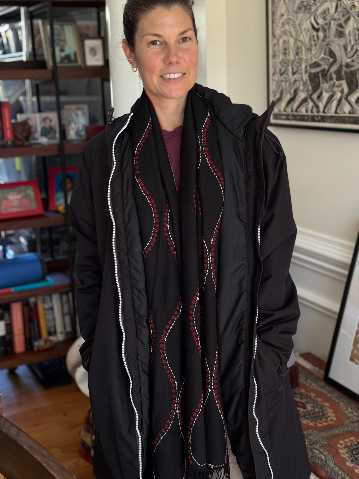 Bandhani Wool Stole- Black Cayenne
