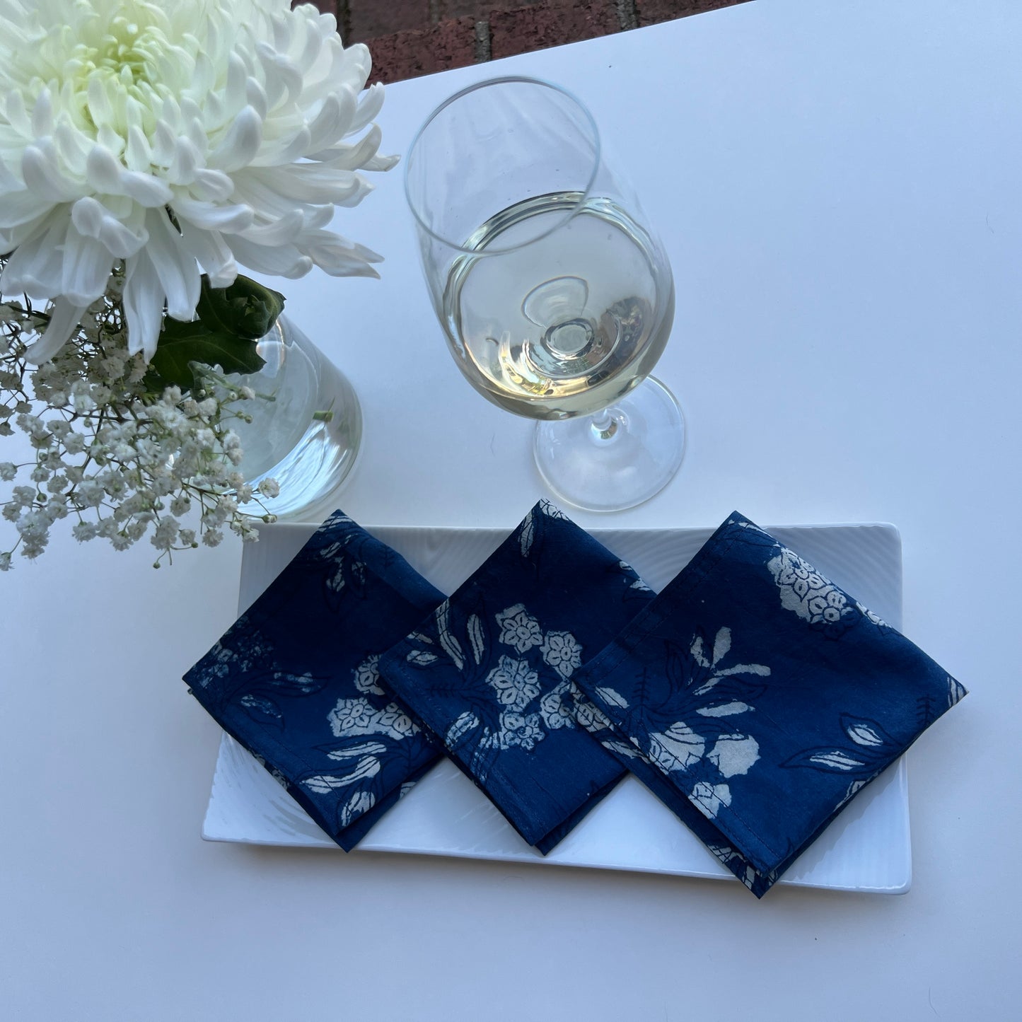 Cotton Cocktail Napkins with Acacia Wood Tray - Midnight Bloom (Set of 4)