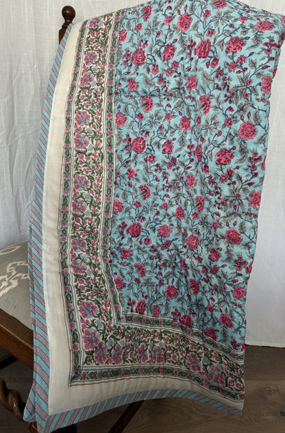 Razai Quilt - La Vien Rose