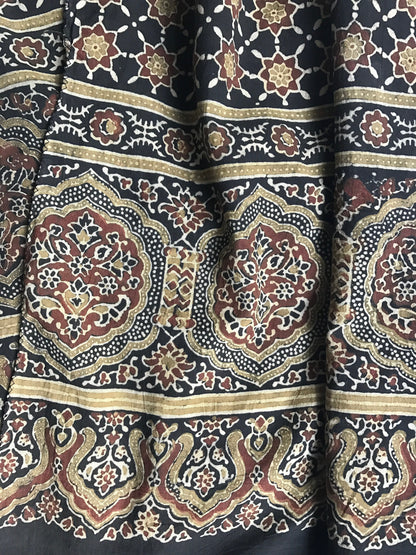 Geometric Ajrak Cotton Stole